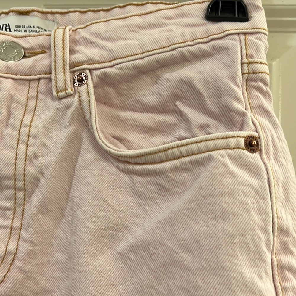 Zara ladies shorts - Picture 3 of 12